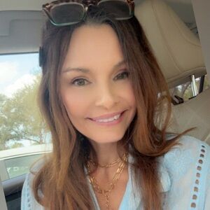 Meet your Posher, Monica